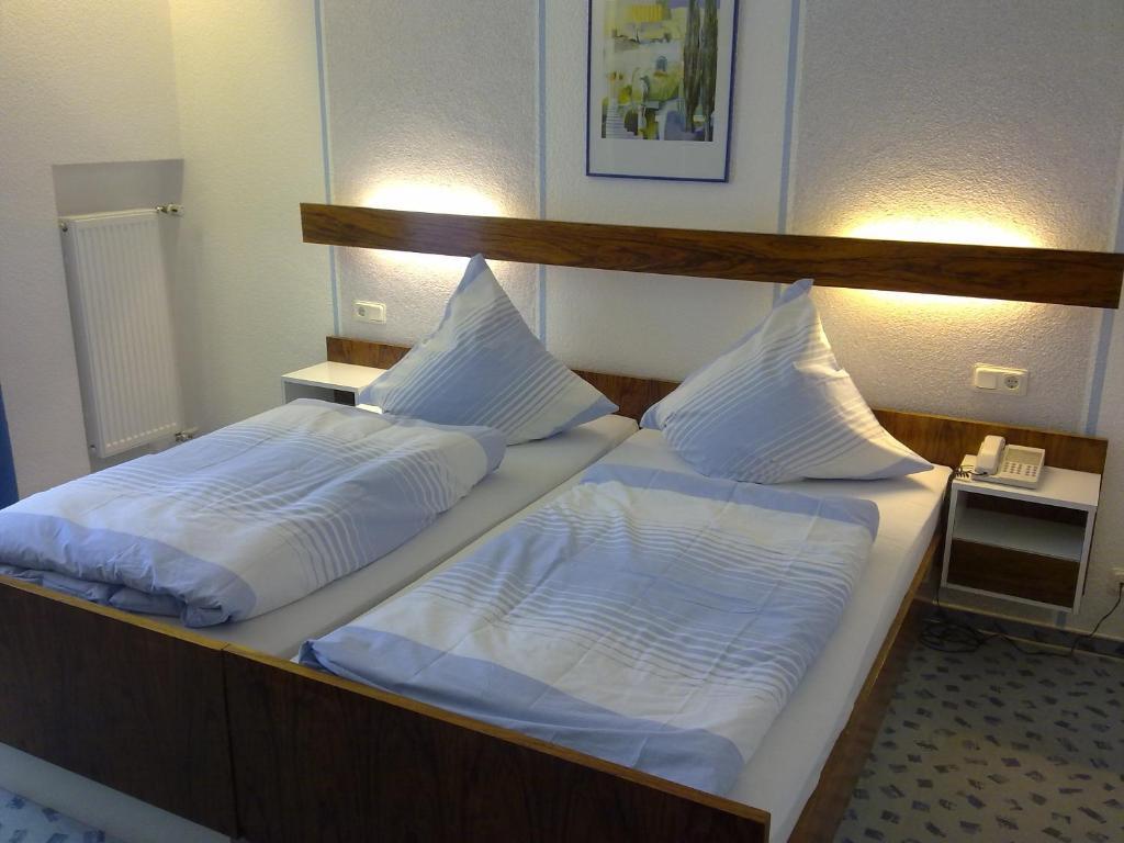 Hotel Diana Garni Bad Bertrich Δωμάτιο φωτογραφία